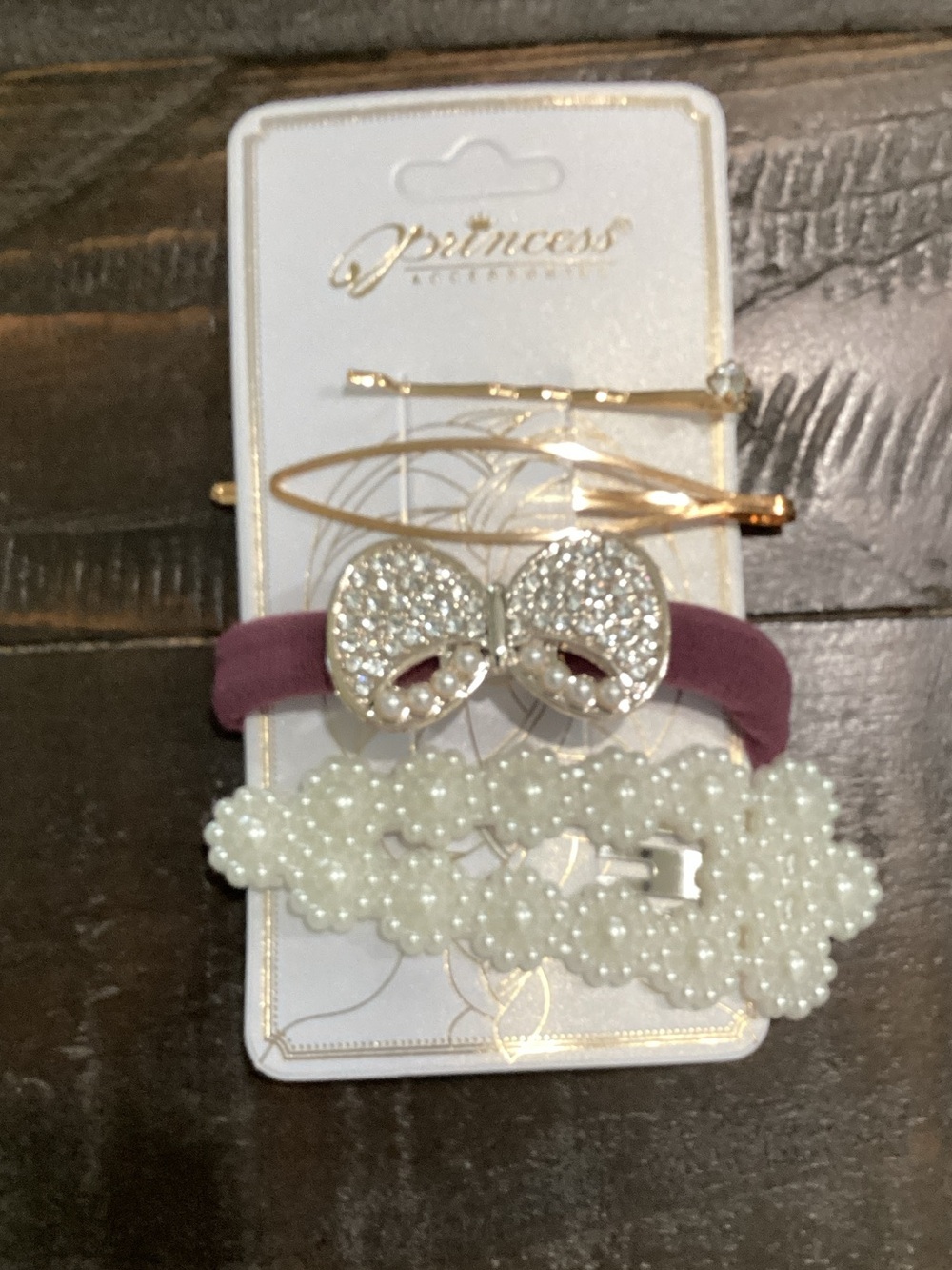 Princess Accessories Women's Purple and Pearl Hair Clip‎ Set